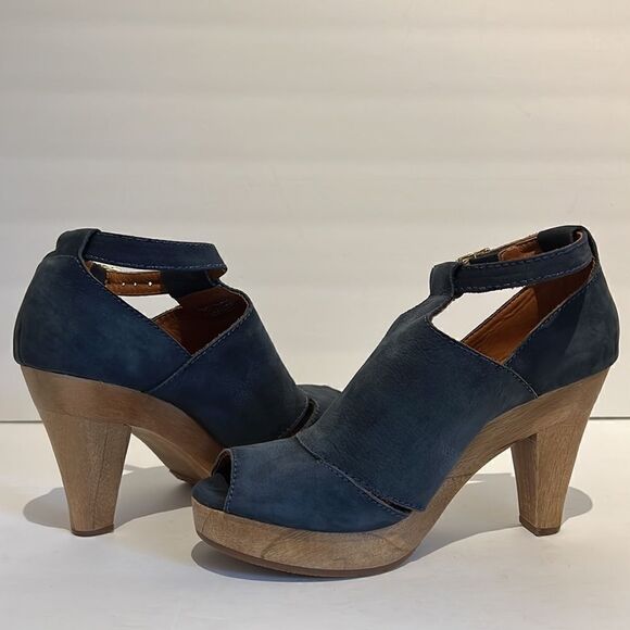 Bon-Bonite Blue Leather Peep Toe Heeled Platform Sandals Size 39. US 9 - Picture 2 of 15
